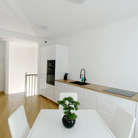 Paullo Apartment Milan
